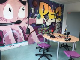 Web radio